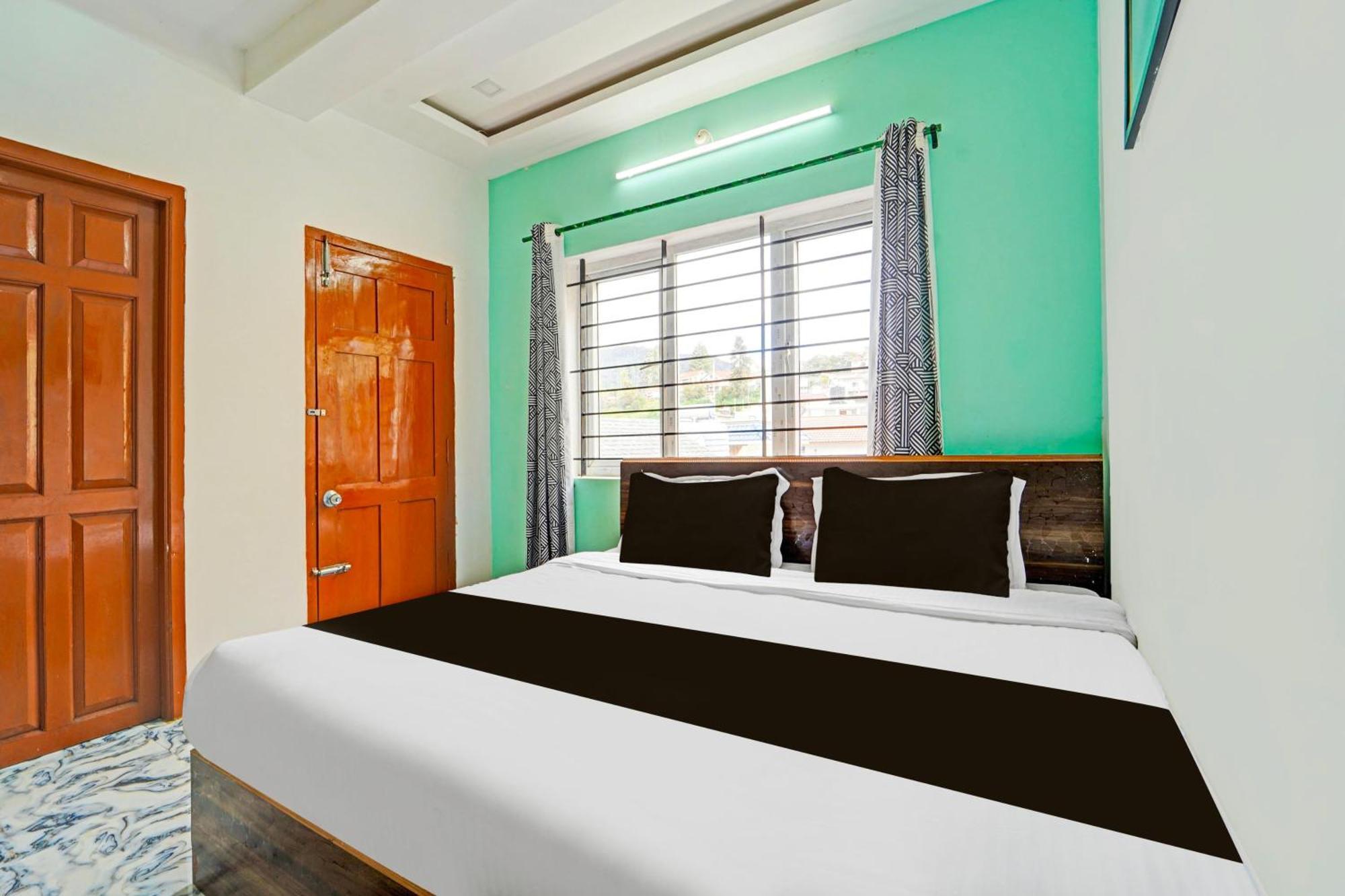 Hotel O Vijaynagar Road Formerly Anmol Peace Stay Ooty Ngoại thất bức ảnh